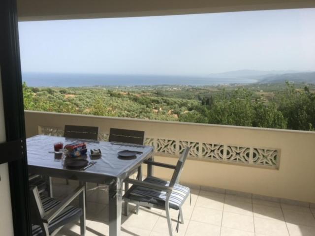 Kyparissia De Wandelboom Villa Vrises  Exterior photo